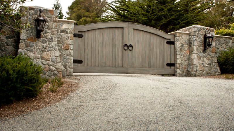 Main Gate Installation in Franklin, TN